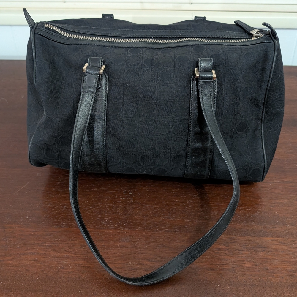 GUC Salvatore FERRAGAMO Boston Shoulder Bag AU-21-3341